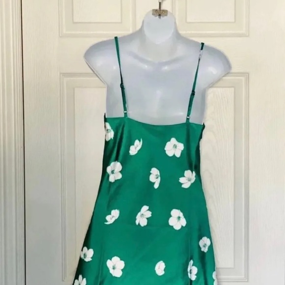 Ultra mini dress - Picture 3 of 4